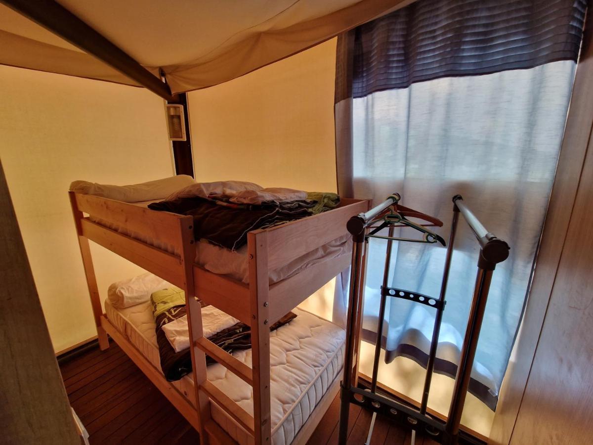 Lodge De Charme Avec Jacuzzi Ghisoni Bagian luar foto